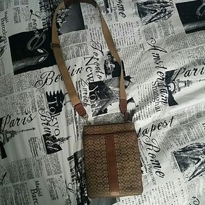 Tan coach messenger/ crossbody purse